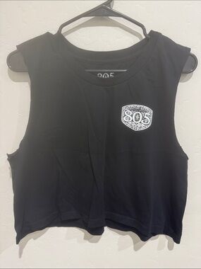 805 Cropped Muscle Tank Top